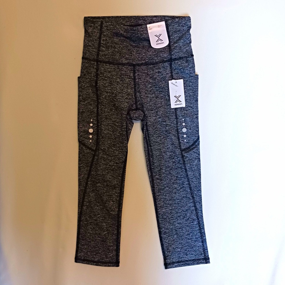 Xersion Quick-Dri Women's High Rise Moisture Wicking Capri Leggings Pockets S